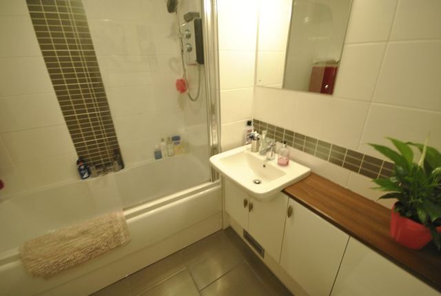  Image of 2 bedroom Flat to rent in Quarry Close Handbridge Chester CH4 at Quarry Close Handbridge Chester, CH4 7LG