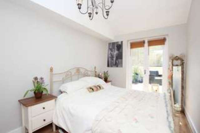  Image of 3 bedroom Mews for sale in Queens Place Hove BN3 at Hove Hove, BN3 2LT