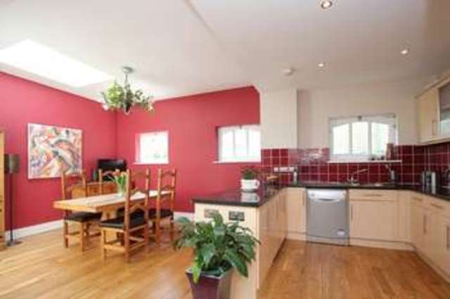  Image of 3 bedroom Mews for sale in Queens Place Hove BN3 at Hove Hove, BN3 2LT