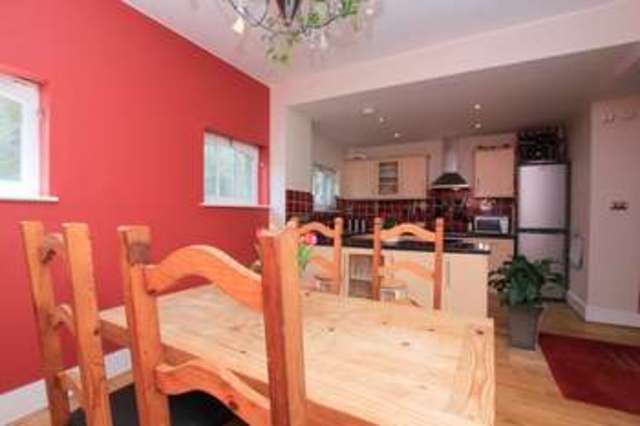  Image of 3 bedroom Mews for sale in Queens Place Hove BN3 at Hove Hove, BN3 2LT