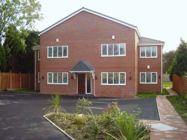  Image of 2 bedroom Property to rent in Littleworth Road Hednesford Cannock WS12 at Littleworth Road  Cannock, WS12 1JD