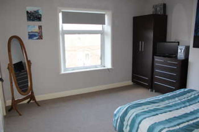  Image of 3 bedroom Terraced house for sale in Recreation Road Selby YO8 at Selby Barlby, YO8 5AL