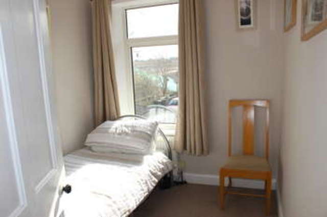  Image of 3 bedroom Terraced house for sale in Recreation Road Selby YO8 at Selby Barlby, YO8 5AL