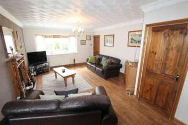  Image of 3 bedroom Detached house for sale in Rectory Lane Thurnscoe Rotherham S63 at Thurnscoe Rotherham Thurnscoe, S63 0RS