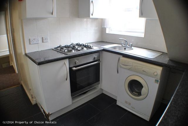  Image of 2 bedroom Flat to rent in Red Bank Road Blackpool FY2 at Red Bank Rd  Blackpool, FY2 9HX