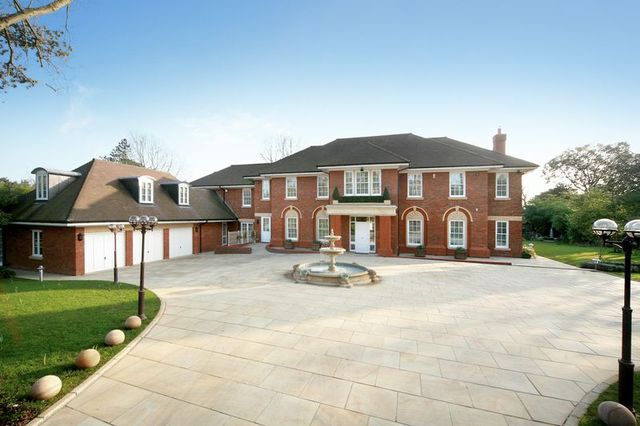  Image of 6 bedroom Detached house for sale in Ridgemead Road Englefield Green Egham TW20 at Ridgemead Road  Englefield Green, TW20 0YG