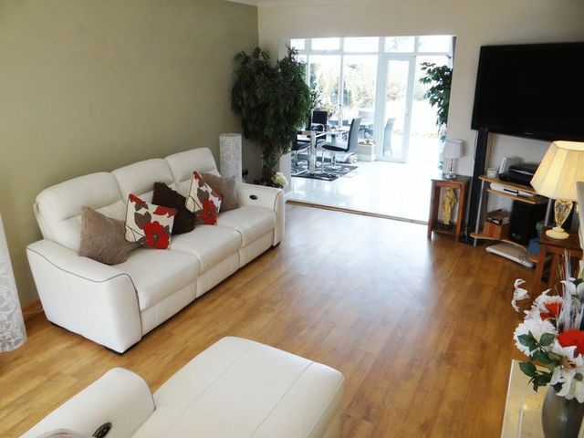 Image of 4 bedroom Detached house for sale in Ringstead Road Heacham King