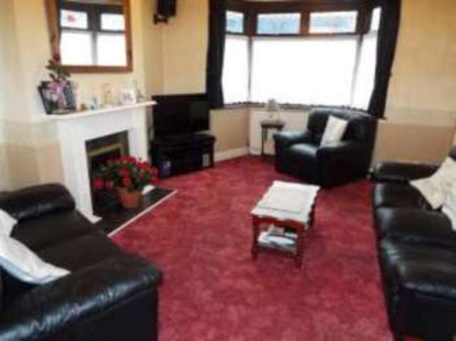  Image of 3 bedroom End of Terrace for sale in Dagenham Road Rush Green Romford RM7 at Romford Rush Green Rush Green, RM7 0DD