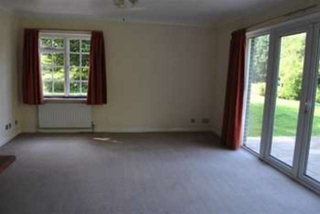  Image of 5 bedroom Detached house to rent in Great Bridge Road Romsey SO51 at Romsey, SO51 0HB