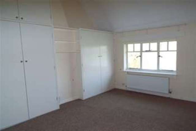  Image of 3 bedroom Detached house to rent in Great Bridge Road Romsey SO51 at Romsey, SO51 0HB