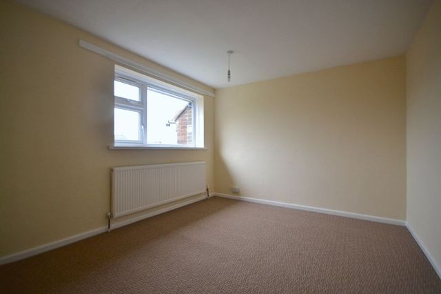  Image of 4 bedroom Semi-Detached house to rent in Rowley View West Bromwich B70 at Rowley View  West Bromwich, B70 8QR
