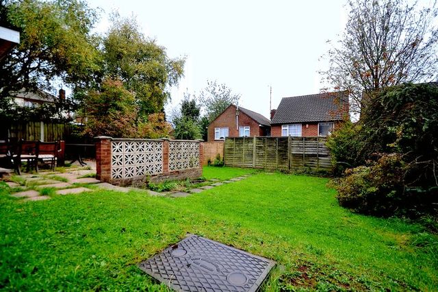  Image of 4 bedroom Semi-Detached house to rent in Rowley View West Bromwich B70 at Rowley View  West Bromwich, B70 8QR