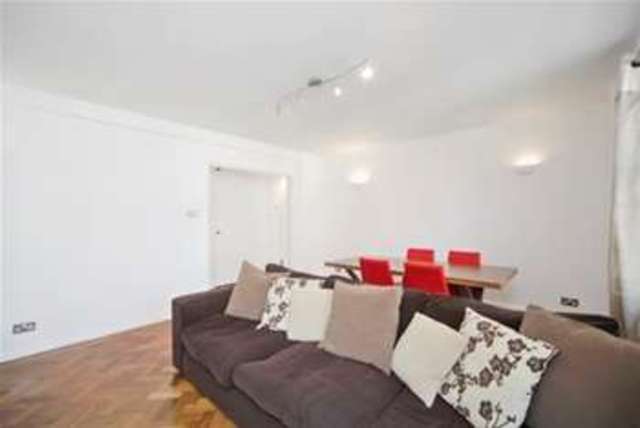  Image of 2 bedroom Flat to rent in Royal Hospital Road London SW3 at London, SW3 4HP