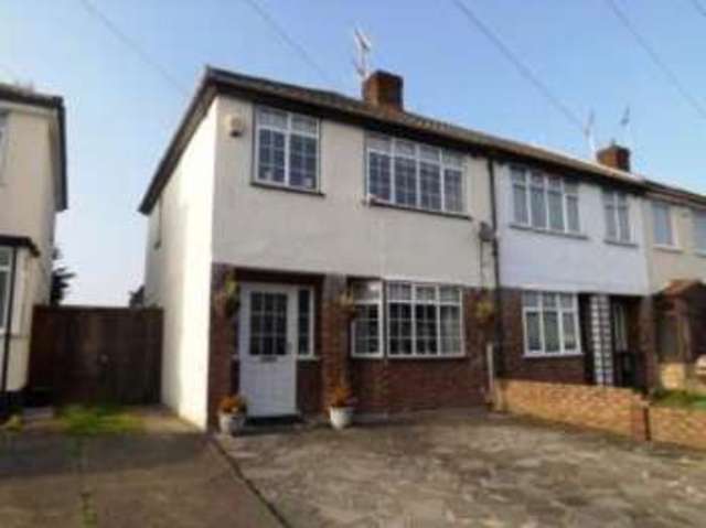  Image of 3 bedroom End of Terrace for sale in Valentines Way Rush Green Romford RM7 at Rush Green Romford Rush Green, RM7 0YD
