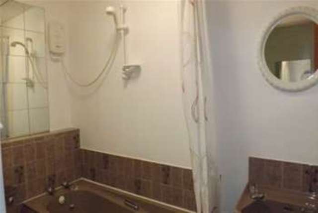  Image of 2 bedroom Flat to rent in Saffron Park Kingsbridge TQ7 at Kingsbridge, TQ7 1RN