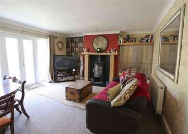  Image of 3 bedroom Detached house for sale in Salvington Hill Worthing BN13 at High Salvington Worthing Worthing, BN13 3AT