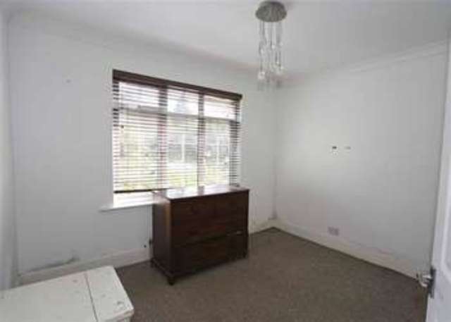  Image of 3 bedroom Detached house for sale in Salvington Hill Worthing BN13 at High Salvington Worthing Worthing, BN13 3AT