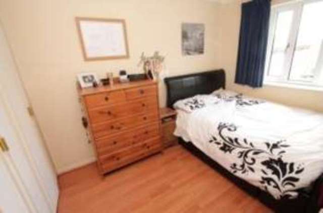  Image of 1 bedroom Flat for sale in The Avenue Beckenham BR3 at 37 The Avenue Beckenham Beckenham, BR3 5EE