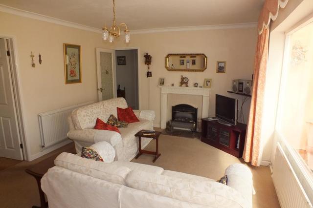  Image of 2 bedroom Bungalow for sale in Scandinavia Heights Saundersfoot SA69 at Saundersfoot Pembrokeshire Saundersfoot, SA69 9PE