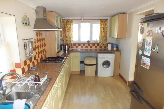  Image of 2 bedroom Bungalow for sale in Scandinavia Heights Saundersfoot SA69 at Saundersfoot Pembrokeshire Saundersfoot, SA69 9PE