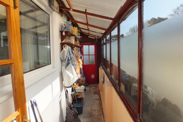  Image of 2 bedroom Bungalow for sale in Scandinavia Heights Saundersfoot SA69 at Saundersfoot Pembrokeshire Saundersfoot, SA69 9PE