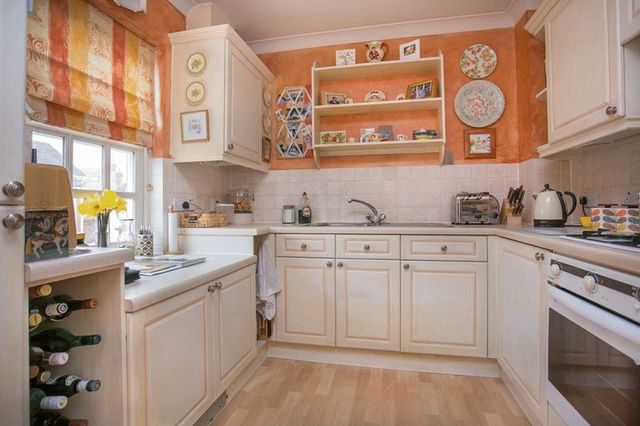  Image of 3 bedroom Terraced house for sale in School Lane Emsworth PO10 at School Lane  Emsworth, PO10 7ED