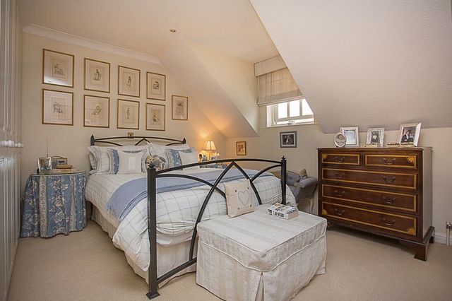  Image of 3 bedroom Terraced house for sale in School Lane Emsworth PO10 at School Lane  Emsworth, PO10 7ED
