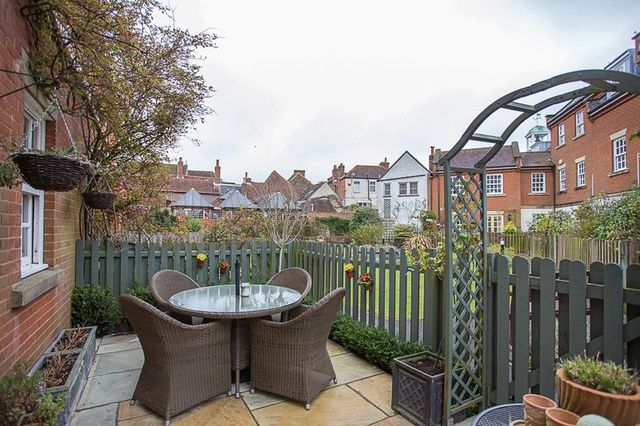  Image of 3 bedroom Terraced house for sale in School Lane Emsworth PO10 at School Lane  Emsworth, PO10 7ED