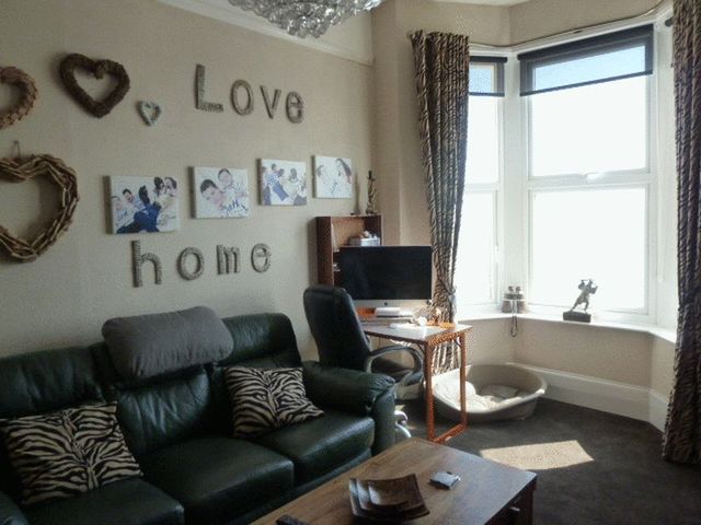  Image of 2 bedroom Flat for sale in Sea Lawn Terrace Dawlish EX7 at Sea lawn Terrace  Dawlish, EX7 0AD