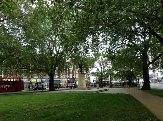  Image of 3 bedroom Flat for sale in Shepherds Bush Green London W12 at London  White City, W12 8PN