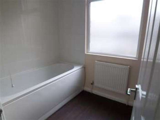  Image of 2 bedroom Apartment to rent in Shernhall Street London E17 at Upper Walthamstow, E17 3EY