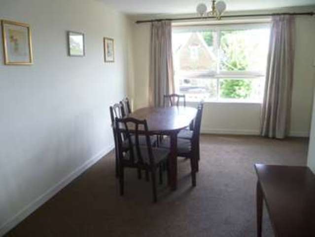  Image of 1 bedroom Flat to rent in Shortlands Grove Bromley BR2 at Shortlands Kent Hayes, BR2 0ND