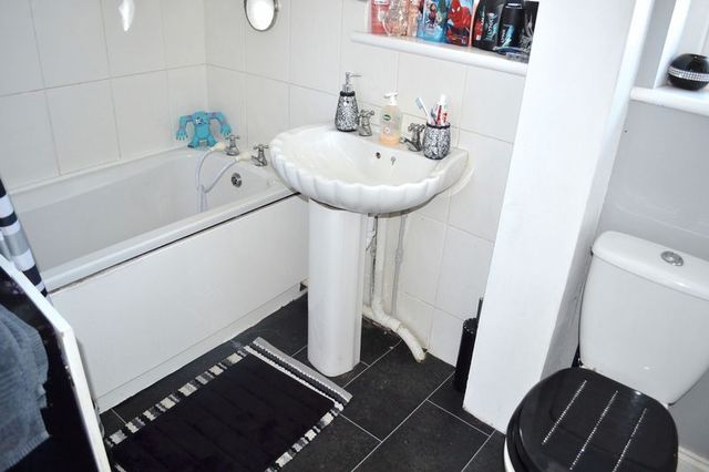  Image of 3 bedroom Semi-Detached house for sale in Sidney Powell Avenue Kirkby Liverpool L32 at Sidney Powell Avenue  Liverpool, L32 0TL