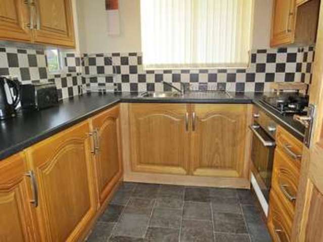 Image of 1 bedroom Flat to rent in Silk Mill Avenue Horsforth Leeds LS16 at Leeds LS16 Leeds, LS16 6EA