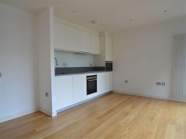  Image of 1 bedroom Flat to rent in Simpson Loan Edinburgh EH3 at Meadows Edinburgh Edinburgh, EH3 9GH