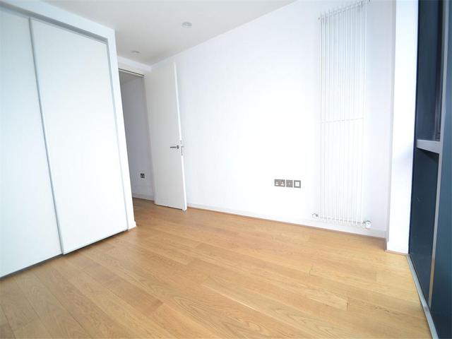  Image of 1 bedroom Flat to rent in Simpson Loan Edinburgh EH3 at Meadows Edinburgh Edinburgh, EH3 9GH