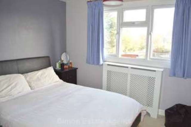  Image of 3 bedroom Terraced house for sale in Skipper Way Lee-on-the-Solent PO13 at Skipper Way  Lee On The Solent, PO13 9EZ