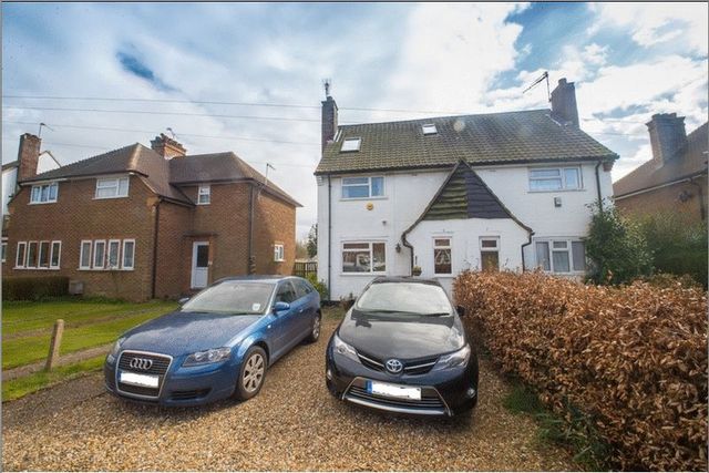 Image of 3 bedroom Semi-Detached house for sale in Sleapshyde Lane Smallford St. Albans AL4 at Sleapshyde Lane Smallford St. Albans, AL4 0SB