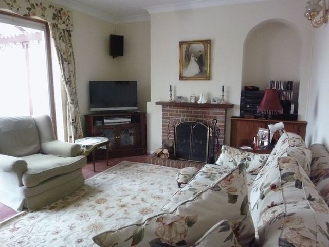  Image of 3 bedroom Semi-Detached house for sale in Smithy Close Rougham Bury St. Edmunds IP30 at Smithy Close  Rougham, IP30 9LA