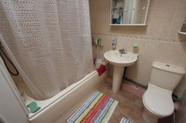  Image of 2 bedroom Terraced house to rent in South Knighton Road Leicester LE2 at South Knighton Road  Leicester, LE2 3LQ