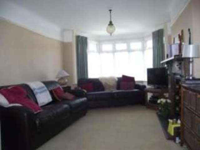  Image of 3 bedroom Detached house for sale in Meadowmead Avenue Southampton SO15 at Southampton Hampshire Millbrook, SO15 4LX