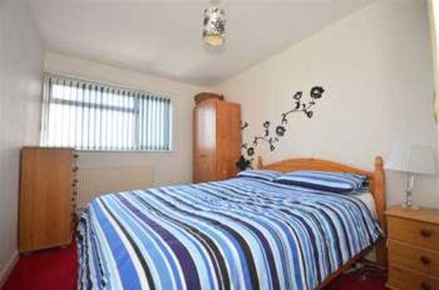  Image of 3 bedroom Apartment for sale in Southend Road Wickford SS11 at Shotgate Wickford Wickford, SS11 8EE