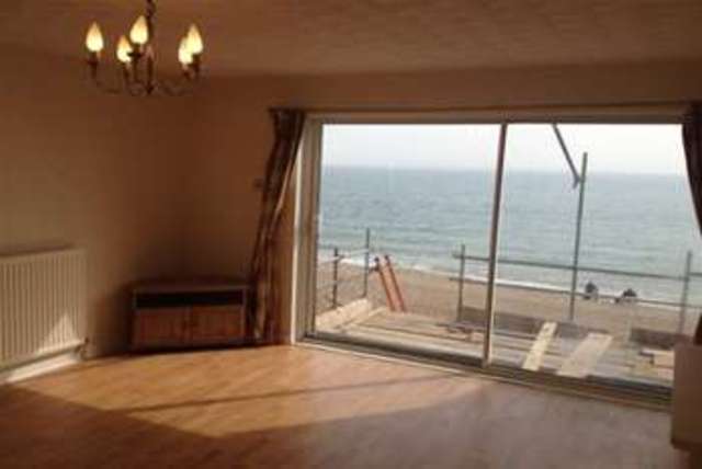 Image of 2 bedroom Flat to rent in Southwood Road Hayling Island PO11 at Hayling Island, PO11 9QH