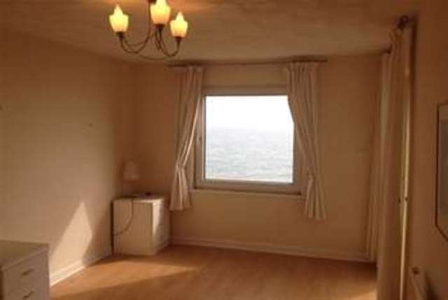  Image of 2 bedroom Flat to rent in Southwood Road Hayling Island PO11 at Hayling Island, PO11 9QH