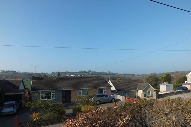  Image of 2 bedroom Bungalow for sale in The Ridgeway Saundersfoot SA69 at Saundersfoot Pembrokeshire Saundersfoot, SA69 9JZ