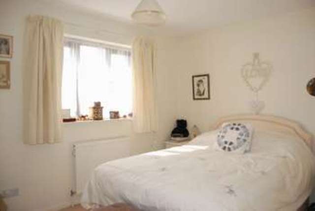  Image of 3 bedroom Semi-Detached house for sale in Springfield Road Alcester B49 at SPRINGFIELD ROAD  ALCESTER, B49 6BN