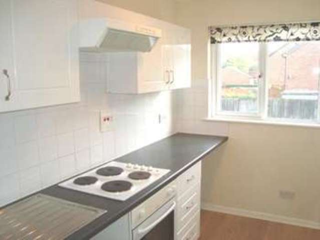  Image of 1 bedroom Flat to rent in Springfield Road Luton LU3 at Springfield Road  LUTON, LU3 2HF