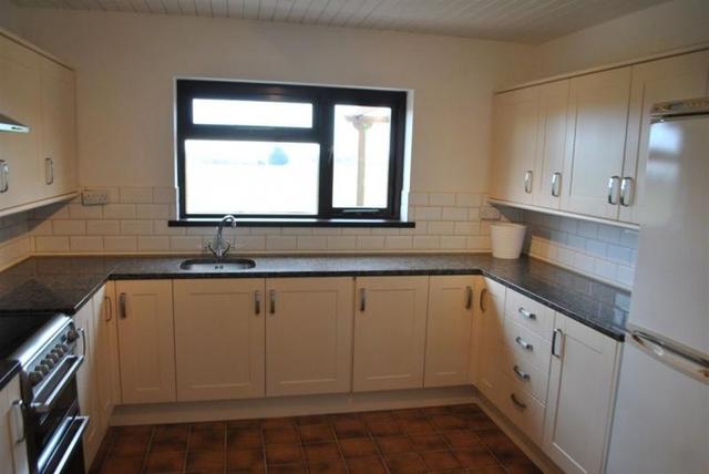  Image of 3 bedroom Bungalow to rent in St. Clears Carmarthen SA33 at St Clears  Carmarthen, SA33 4NA