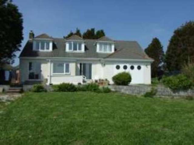  Image of 3 bedroom Bungalow for sale in Castle-An-Dinas St. Columb TR9 at St. Columb Cornwall St Columb Major, TR9 6JB