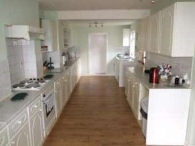  Image of 3 bedroom Bungalow for sale in Castle-An-Dinas St. Columb TR9 at St. Columb Cornwall St Columb Major, TR9 6JB